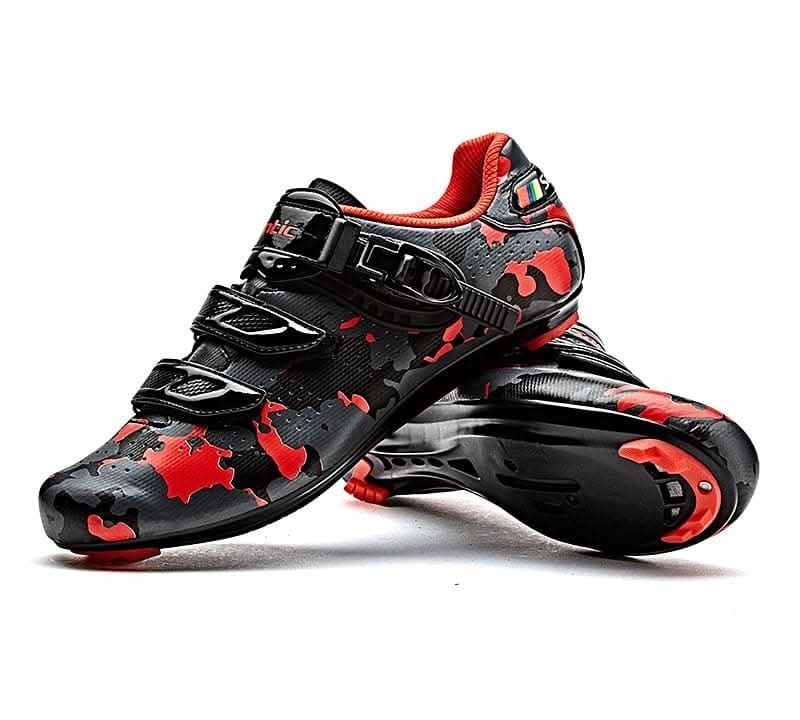 Choosing the Right Mens Road Cycling Shoes for Fashion Men